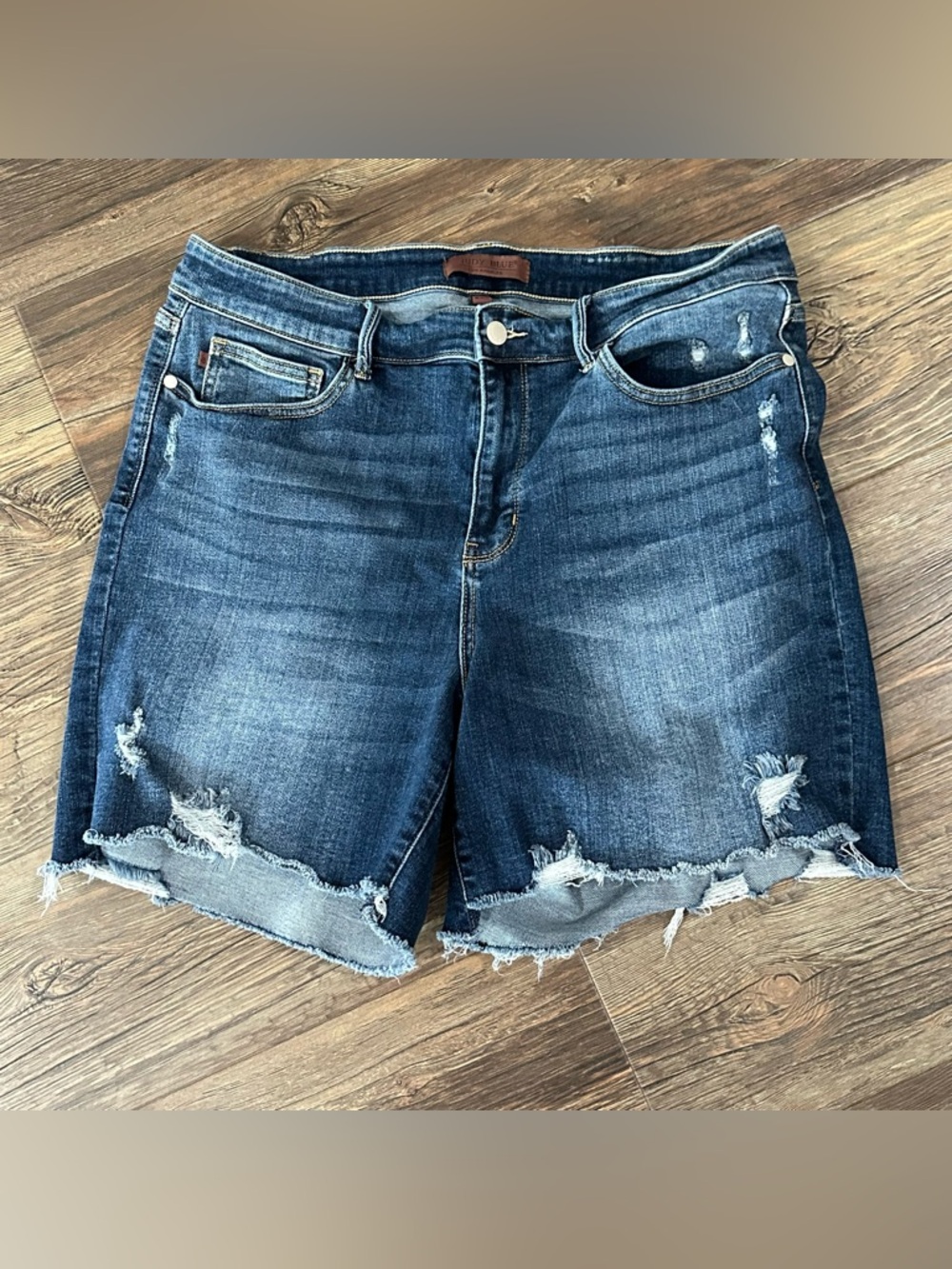 Judy Blue 2XL denim Jean shorts raw hem distressed